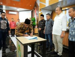163 LEMBAGA DI KABUPATEN KETAPANG TERIMA DANA HIBAH TAHUN ANGGARAN 2025