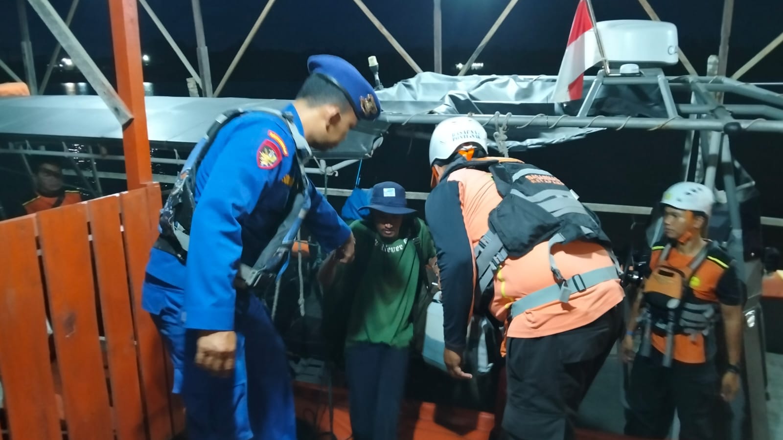 Sat Polairud Ketapang Dan Basarnas
