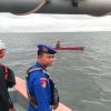 SINERGI SAT POLAIRUD POLRES KETAPANG DAN BASARNAS EVAKUASI NELAYAN YANG MENGALAMI KERUSAKAN MESIN DI LAUT