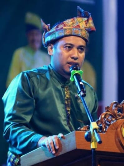 Hakim Surya Putra, S.Pd., M.Pd. Ketua Festival Syair Gulung Tanah Kayong 2025