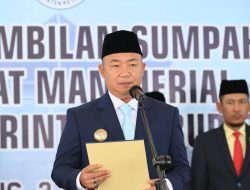 BUPATI KETAPANG LANTIK PEJABAT MANAJERIAL,MENUJU BIROKRASI PELAYAN MASYARAKAT